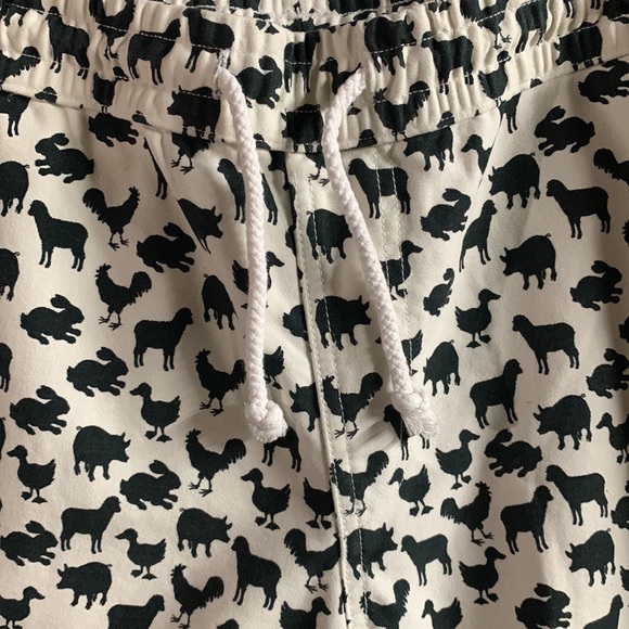 Zipcode Farm animals print Shorts - Picture 2 of 11